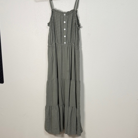 Universal Thread Dresses & Skirts - Universal Thread Olive Striped Maxi Dress
